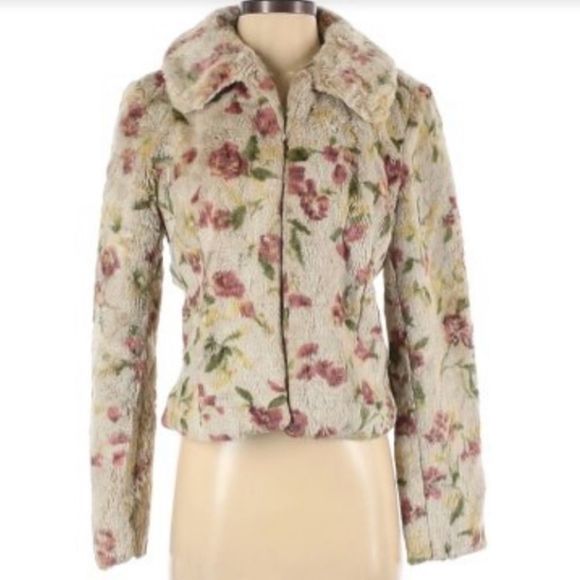 Moda International Jackets & Blazers - Moda International Faux Fur Jacket
